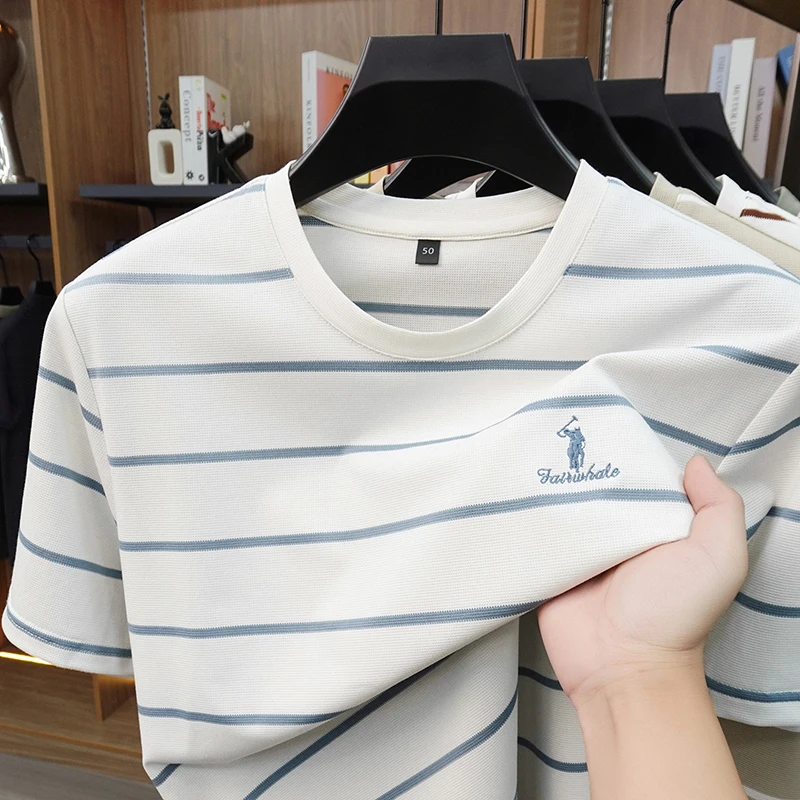

Summer Men's Striped Short Sleeved T-shirt with Round Neck Embroidery, High-end Versatile and Skin Friendly T-shirt Trend
