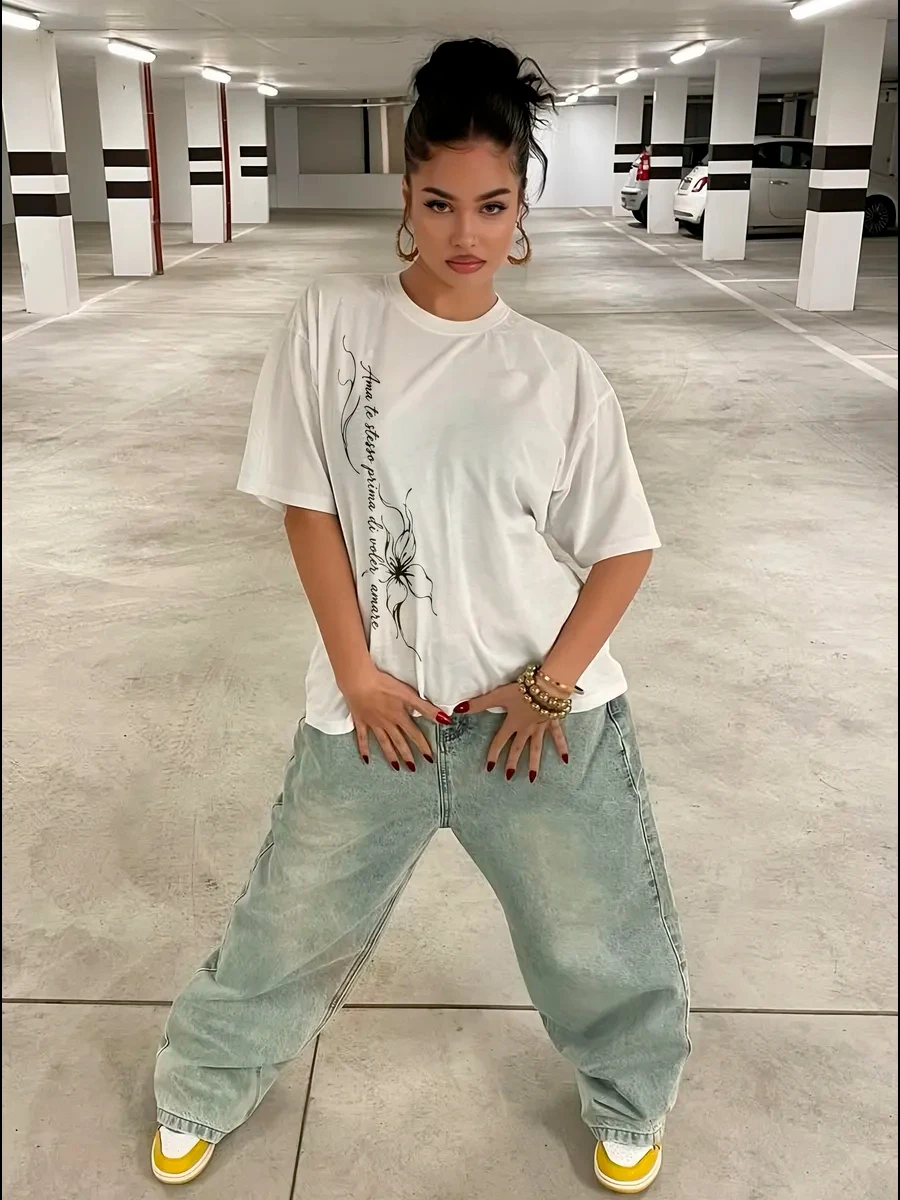 Vertical Letter Floral Print Oversized T-Shirt Women Casual Loose Short Sleeve Graphic Tees Y2K Summer Streetwear Tops