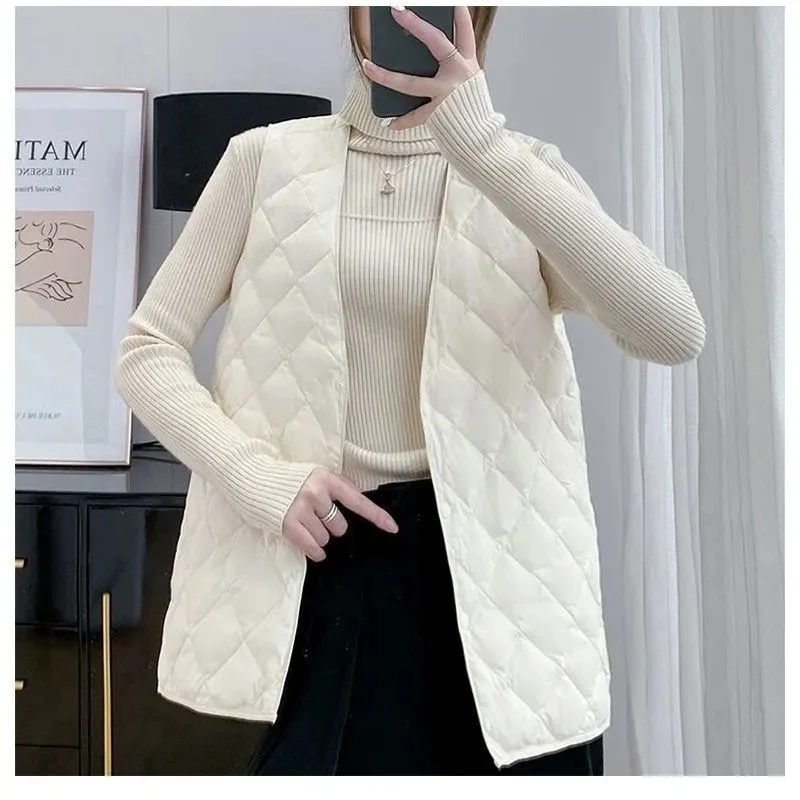 

2025 женский пуховый хлопковый жилет с v-образным вырезом, осенний женский пуховик без рукавов, корейский женский большой размер 5XL, парки, жилет, куртка