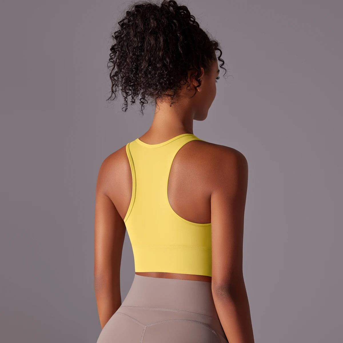 

Solid Color Shockproof Fixed Cup Size Yoga Vest for Woman Summer Breathable Backless Workout Top Sports Bra for Yoga Gym