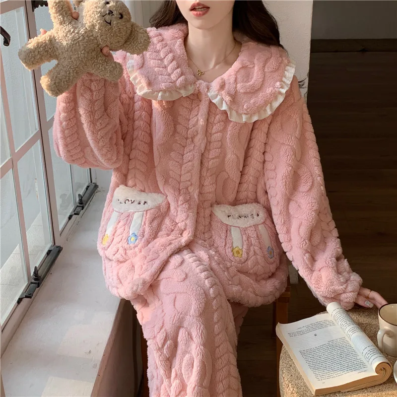 طقم بيجامة نسائي من الصوف المرجاني ملابس نوم شتوية دافئة مبطنة بالصوف ملابس نوم مريحة من الفلانيل ملابس منزلية ملابس نوم مريحة