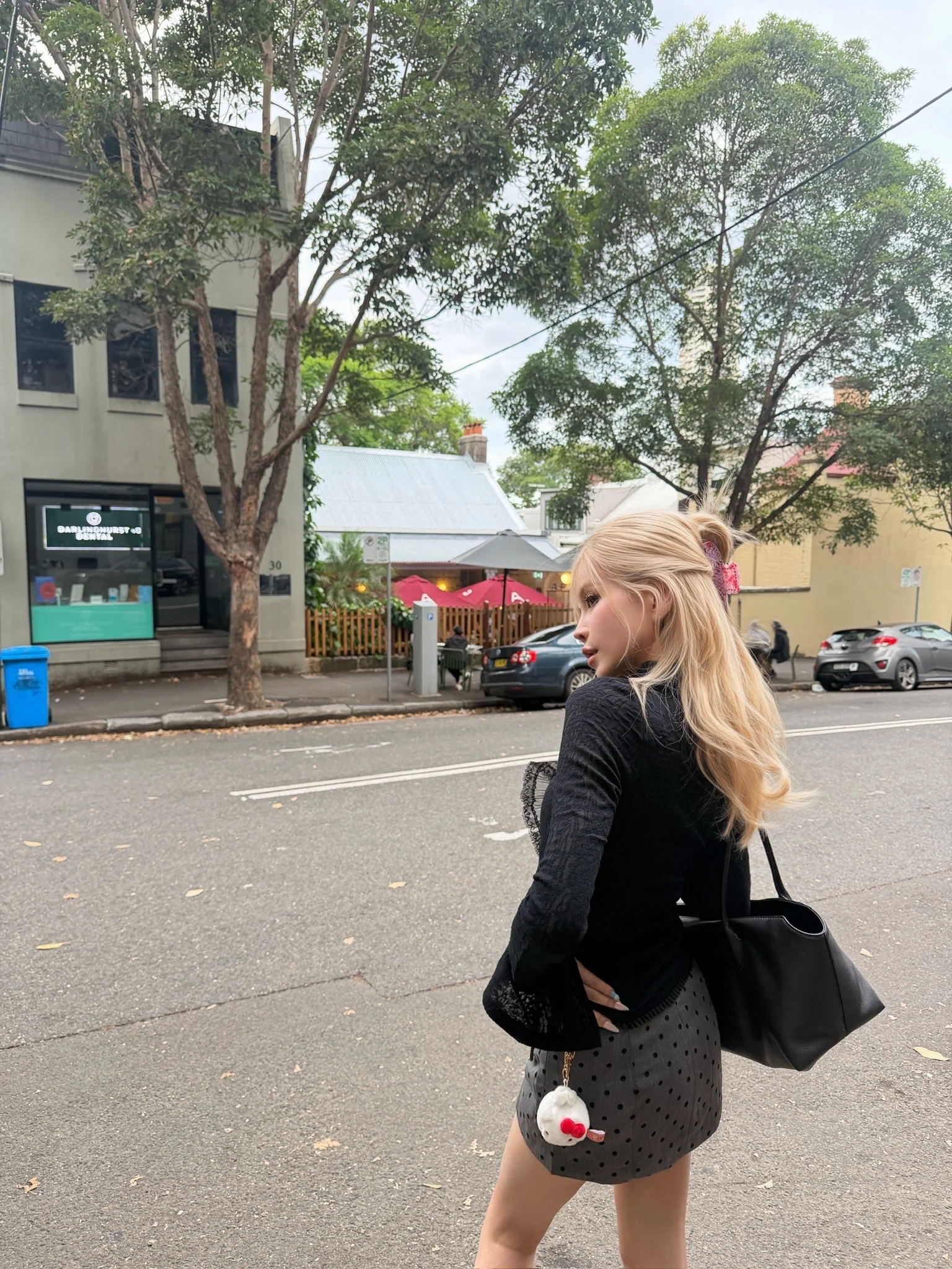 

MungsEra Black Label Sexy Girl Lace Fabric Black Floral Pattern Semi-Transparent Bell Sleeve Hook Shirt Women's Slim Fit Shirt