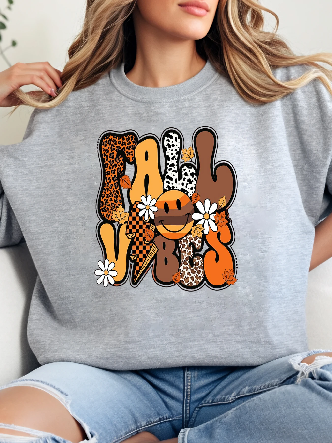 

Толстовка с круглым вырезом на Хэллоуин с узором «Осенние вибрации», женский повседневный осенний наряд, серый, большие размеры