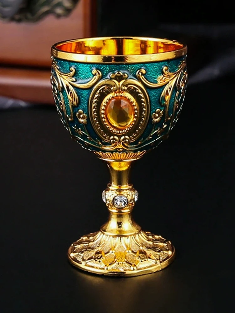 1 Stück zeitloser geprägter Kelchbecher aus Metall im Vintage-Stil, für Wein, Champagner, Likörbecher, perfekt für Bars, Restaurants, Heimdekoration – Detail 8