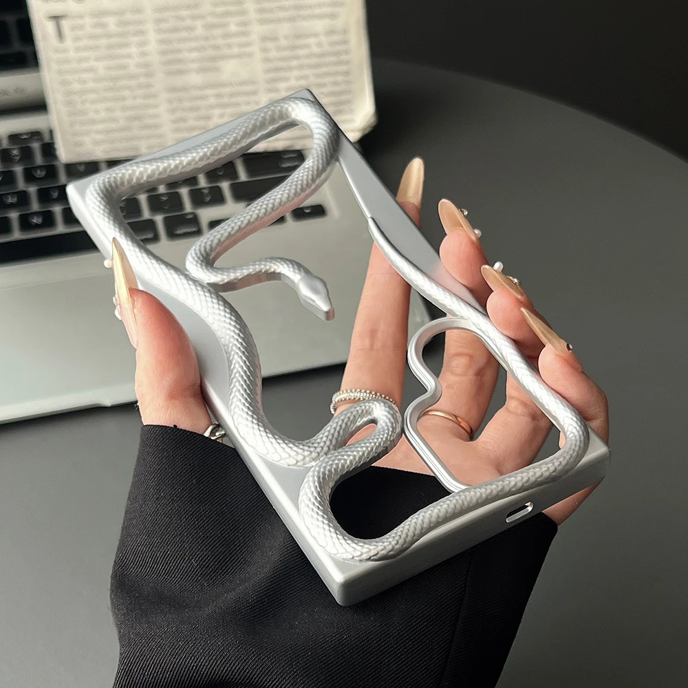 

Позолоченный полый чехол с 3D змеиным узором для Samsung S25 Ultra S24 S23 S22Ultra, теплоотдача, охлаждающий противоударный защитный чехол