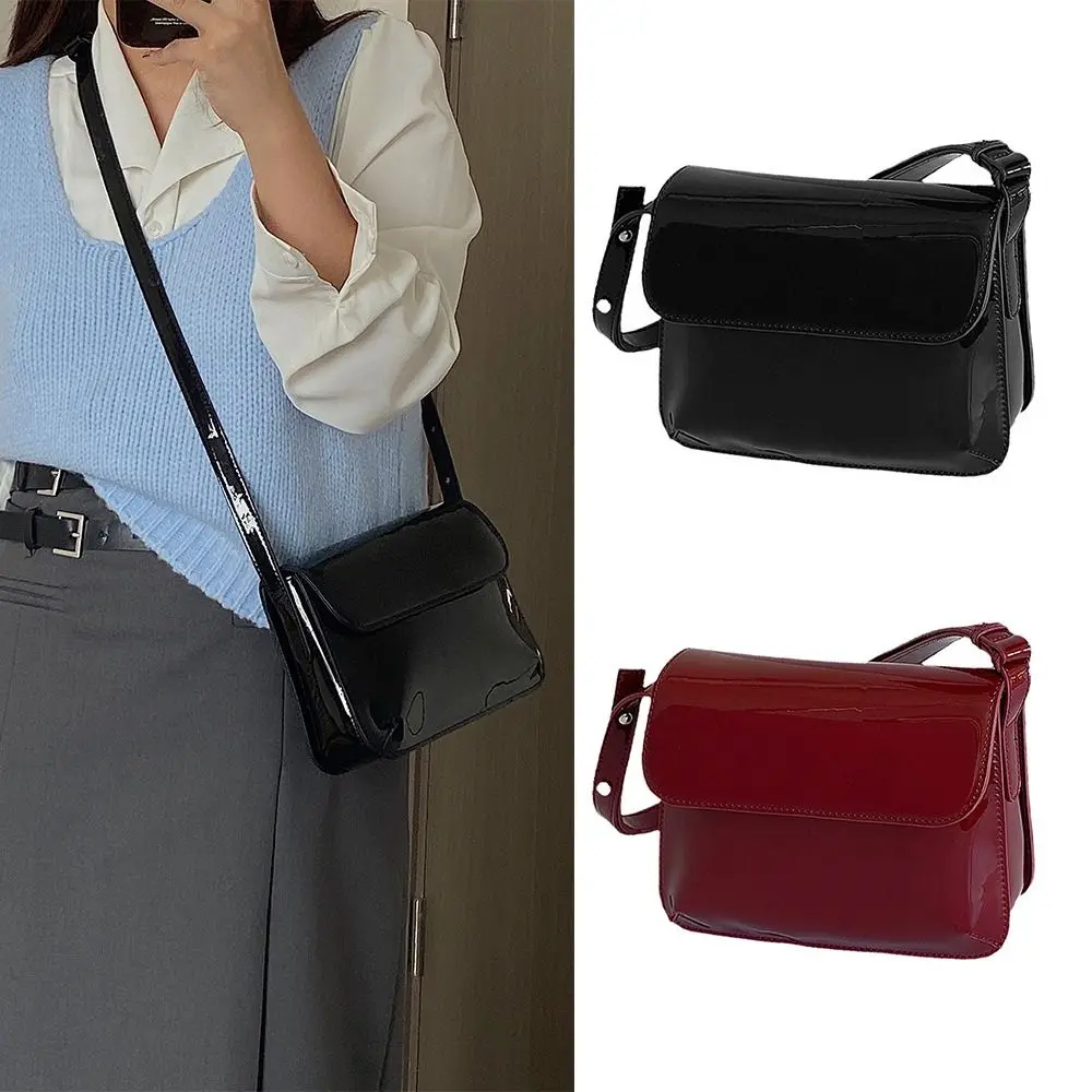 Retro Small Patent Leather Women\'s Underarm Shoulder Side Bag Fashion Ladies Small Crossbody Bags Female Handbags