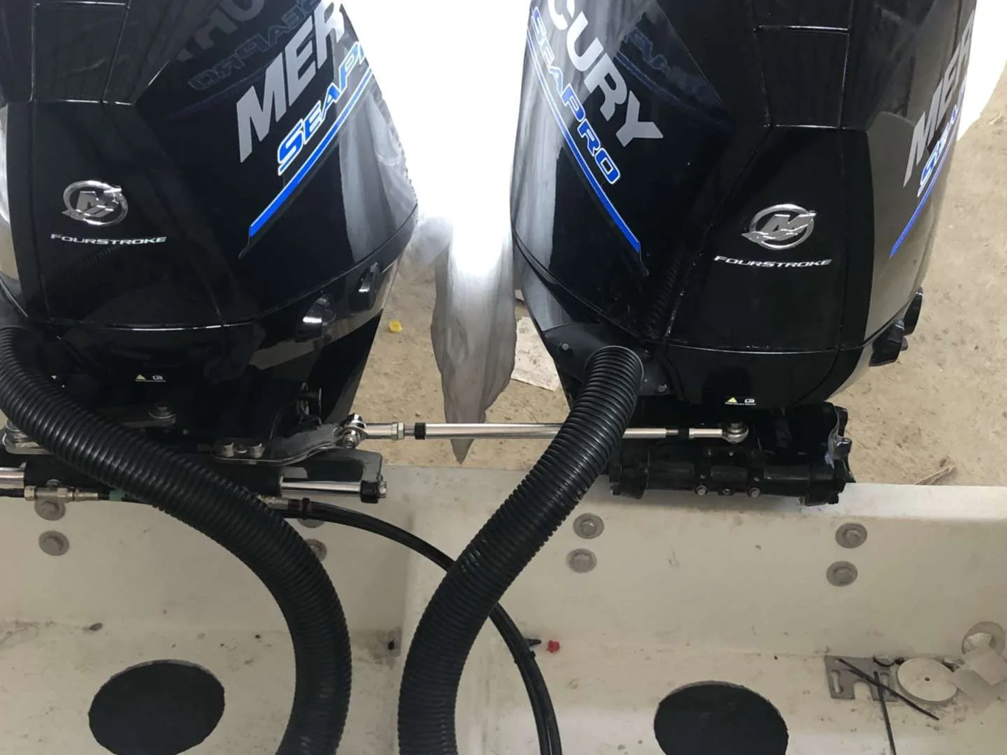 USED  outboard engines SP300HP second hand engine for sales