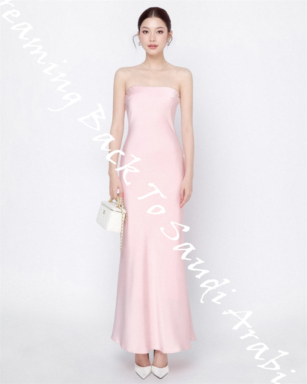 Aangepaste zeemeermin sierlijke roze satijnen avondjurk temperament strapless mouwloze feestjurk eenvoudige beroemdheid gaan