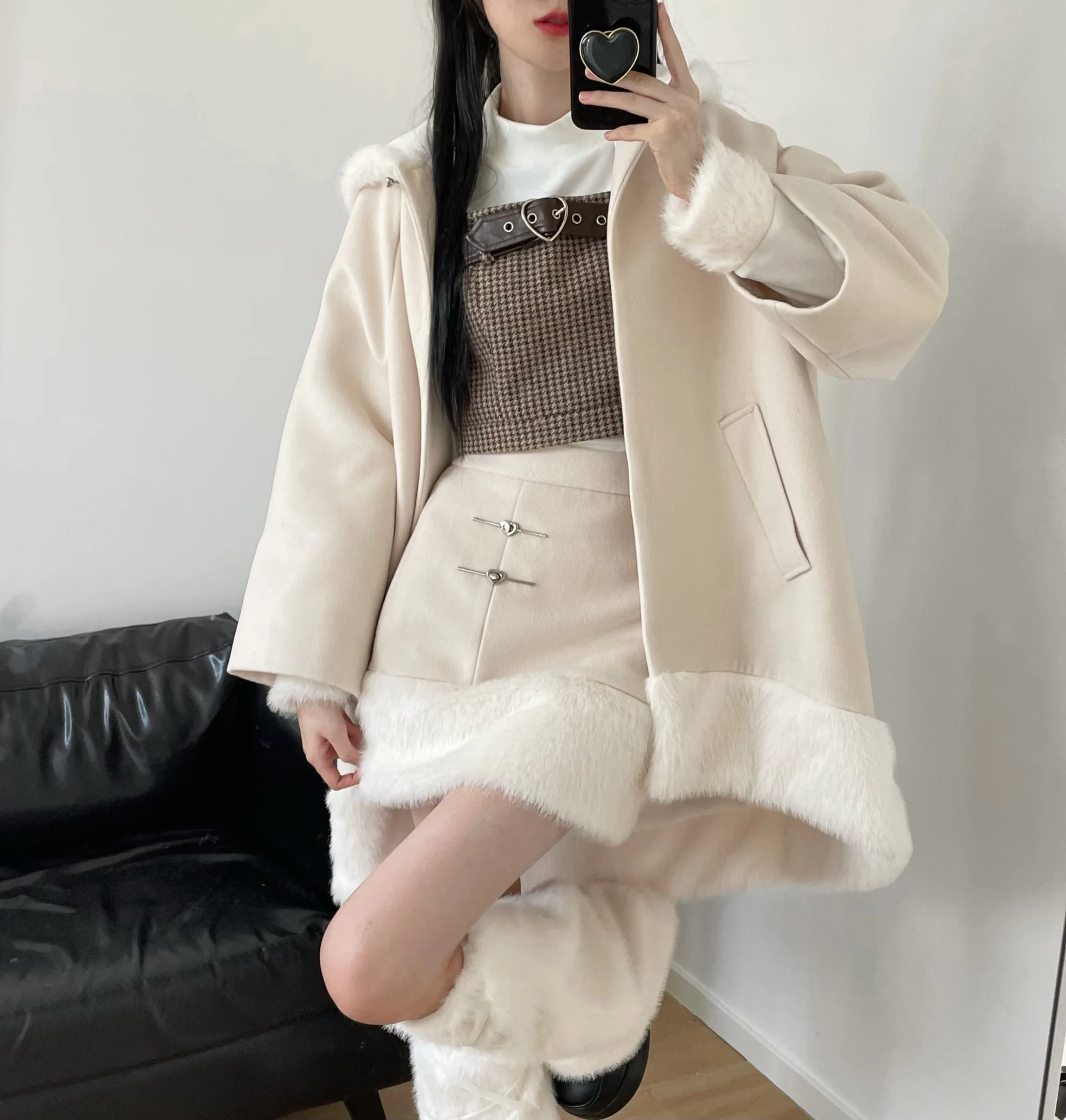 Original Winter Clothes Set Women\'s Sweet Fur Patchwork Hooded Woolen Coat Plaid Sling Wool Skirt Shorts Fashion Outfits