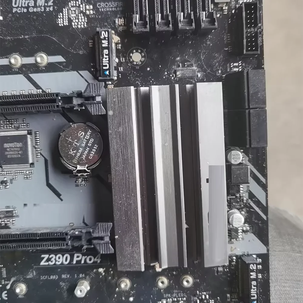 

Для A-S-R-O-C-K Z390 PRO4 1151 DDR4 Z390 настольная материнская плата