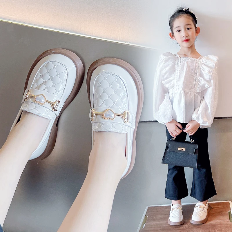 Soft Soled Small Shoes Girls 2024 Spring Autumn New Pearl Metal Buckle Single Shoes Small Shoes Children Size 26-36