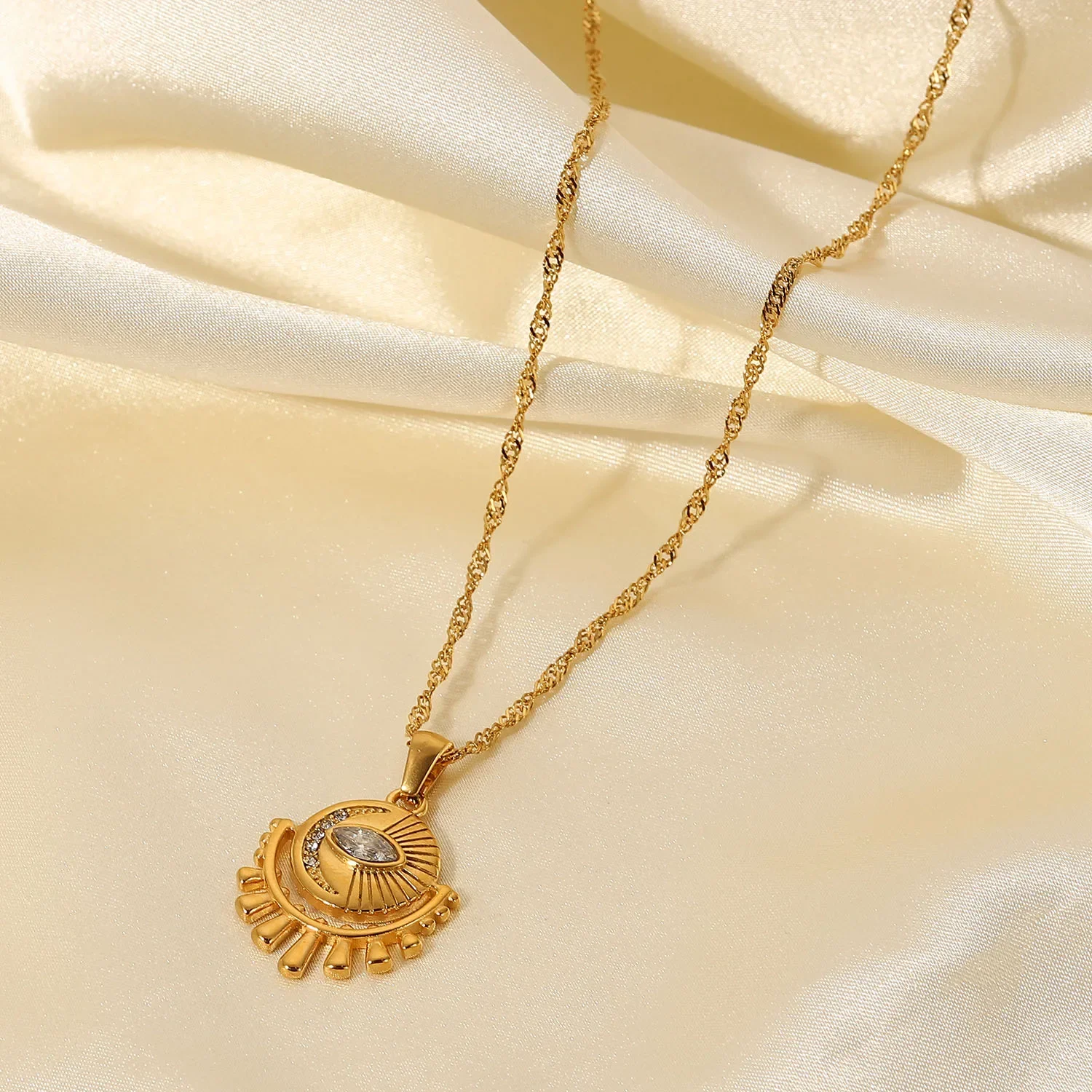 

Vintage Jewelry 18K Gold Plated Oval Zircon Eye Pendant Necklace Stainless Steel for Women Jewelry Girls