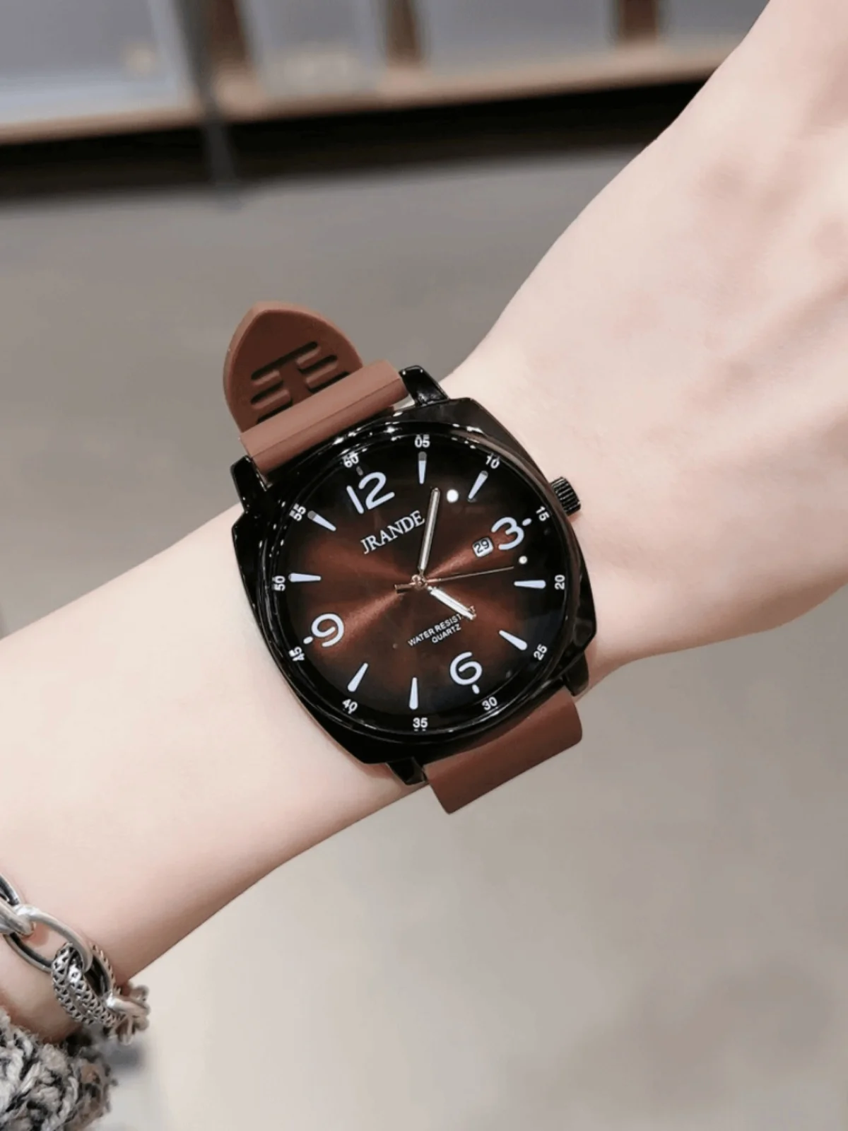 ساعات زوجين عصرية جديدة لعام 2026، ساعات رجالية ونسائية، متعددة الاستخدامات، ساعات زوجين فاخرة، ساعات كوارتز عصرية #1