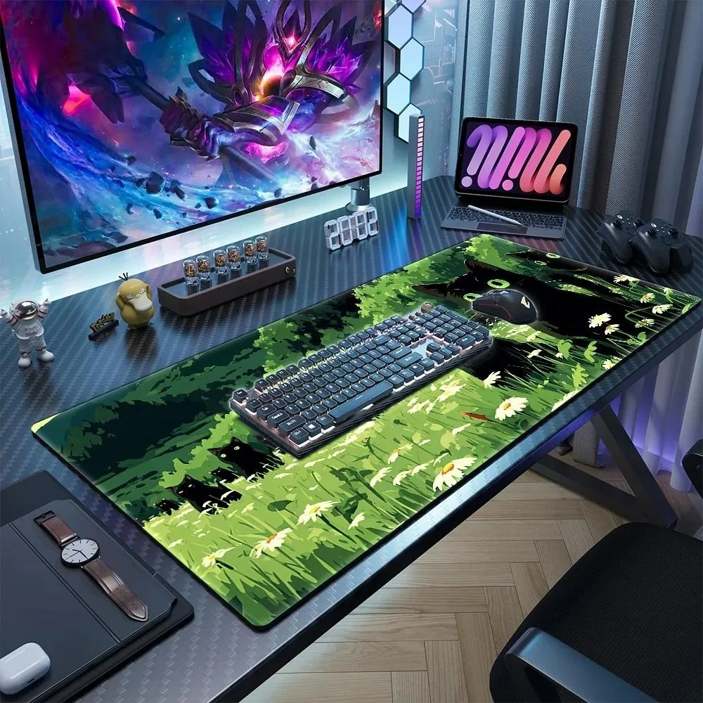 Cute black cat pattern computer desk pad durable and wear-resistant mouse pad for office, gaming and purposes Suitable for home