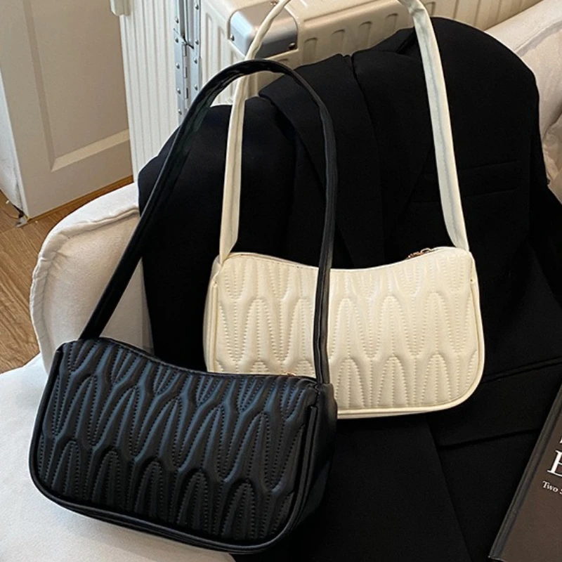 

Модная женская сумка из искусственной кожи, новая сумка для подмышек, однотонная маленькая квадратная сумка на плечо, сумка Bolsos Para Mujer