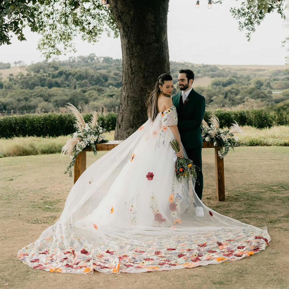 플러스 사이즈 화려한 웨딩드레스 탈부착 가능한 트레인 오프숄더 맞춤형 짧은 랜턴 소매 럭셔리 웨딩드레스