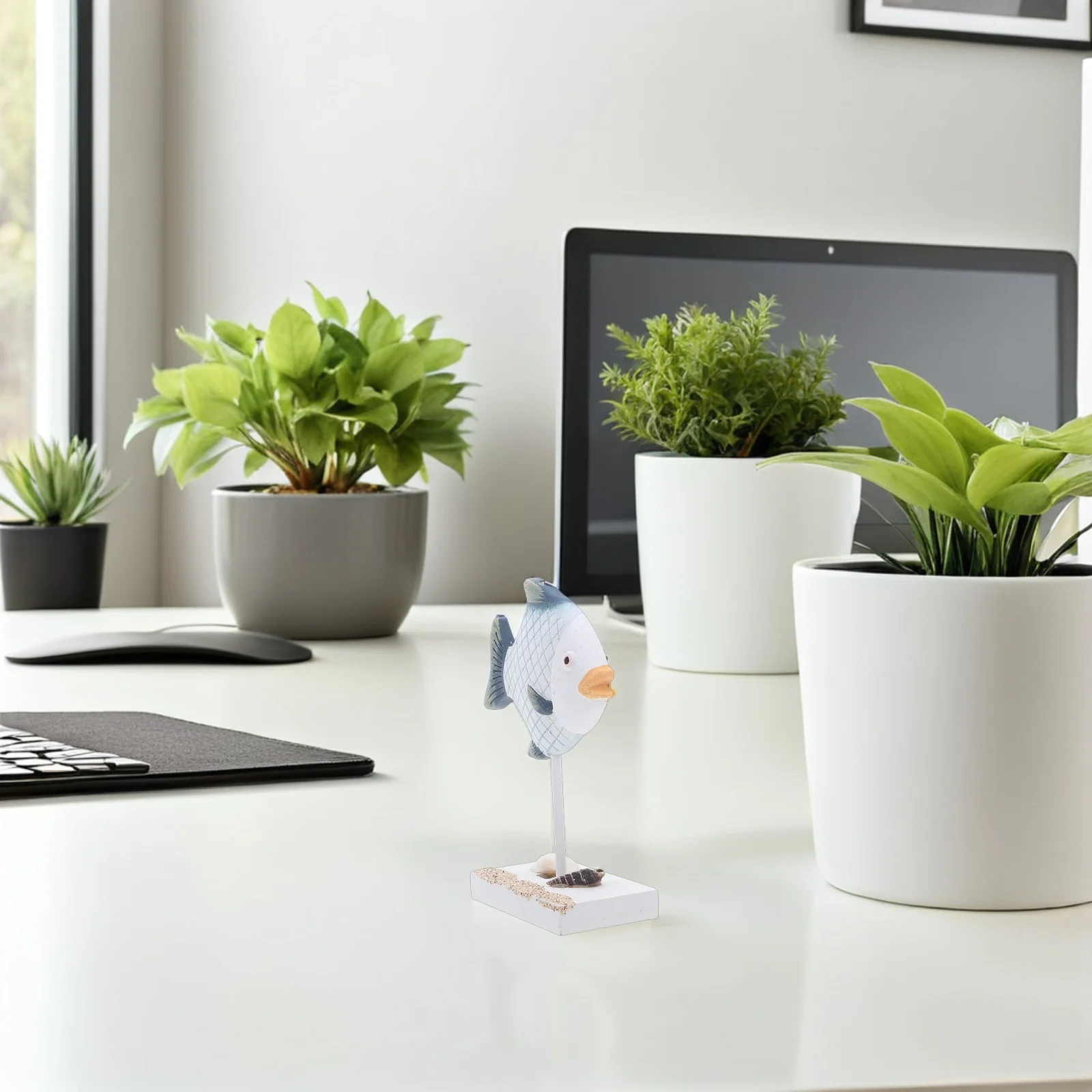 

2Pcs Mediterranean Fish Sculpture Coastal Wooden Sea Fish Decoration Rustic Hand Carved Natural Wood Animal Art for Home Desk