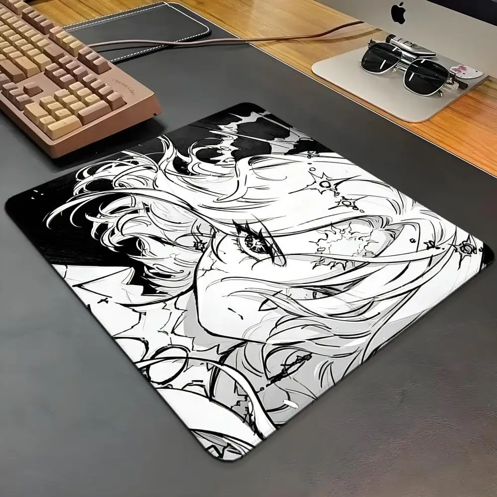 

HYBXAXC Grunge Aesthetic Anime Girl Mouse Pad Black White Art Extended Gaming DeskMat Non-Slip Rubber Base