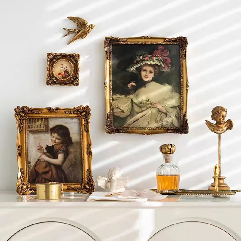 Elevate The Ambiance of Your Living Space with This Vintage European-style Photo Frame Wall Decoration Featuring Elegant Relief