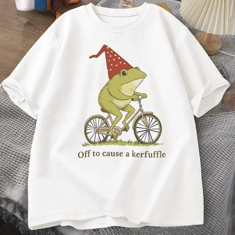 Camiseta divertida con frases originales de Off To Cause A Kerfuffle Frog, camiseta única para adultos, camiseta gráfica de Joker para mujer, camisetas de verano Y2K