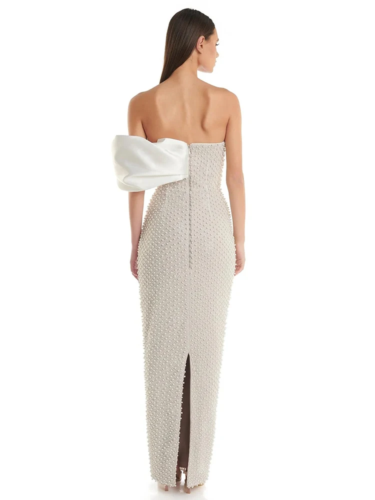 فستان نسائي أنيق لصيف 2025 أنيق ومثير بدون حمالات مزخرف باللؤلؤ فستان طويل لحفلات الزفاف