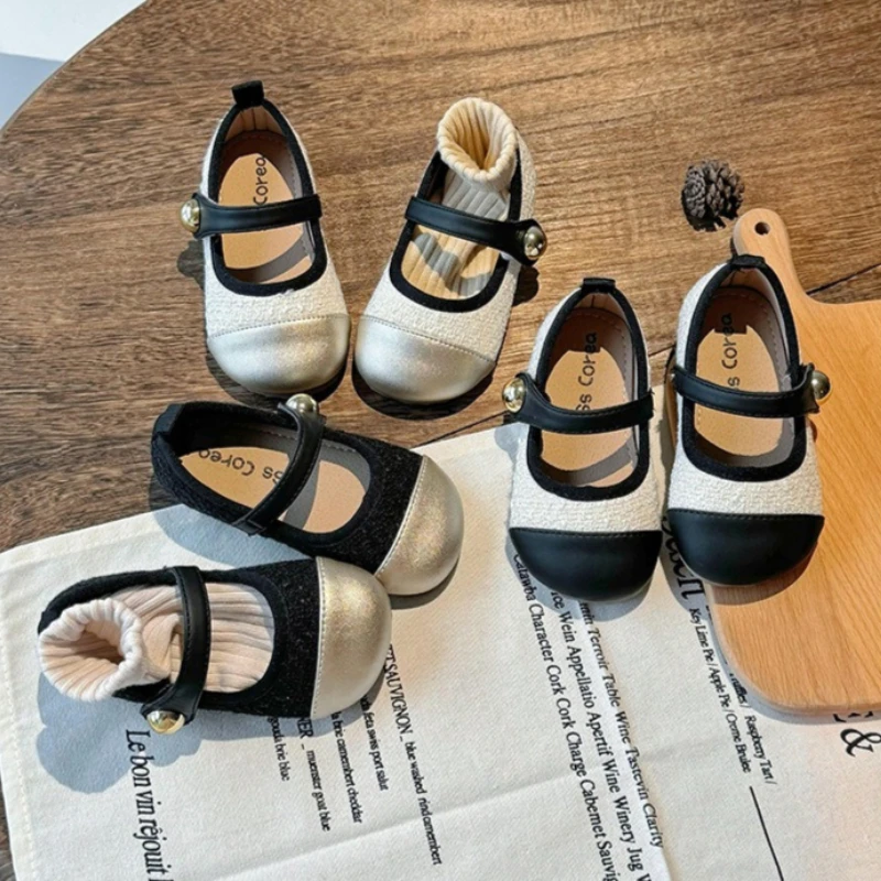 

Детские кожаные туфли, новинка, хит продаж 2026, на все сезоны, для девочек, балетки, лоферы, нескользящие, для торжеств и вечеринок