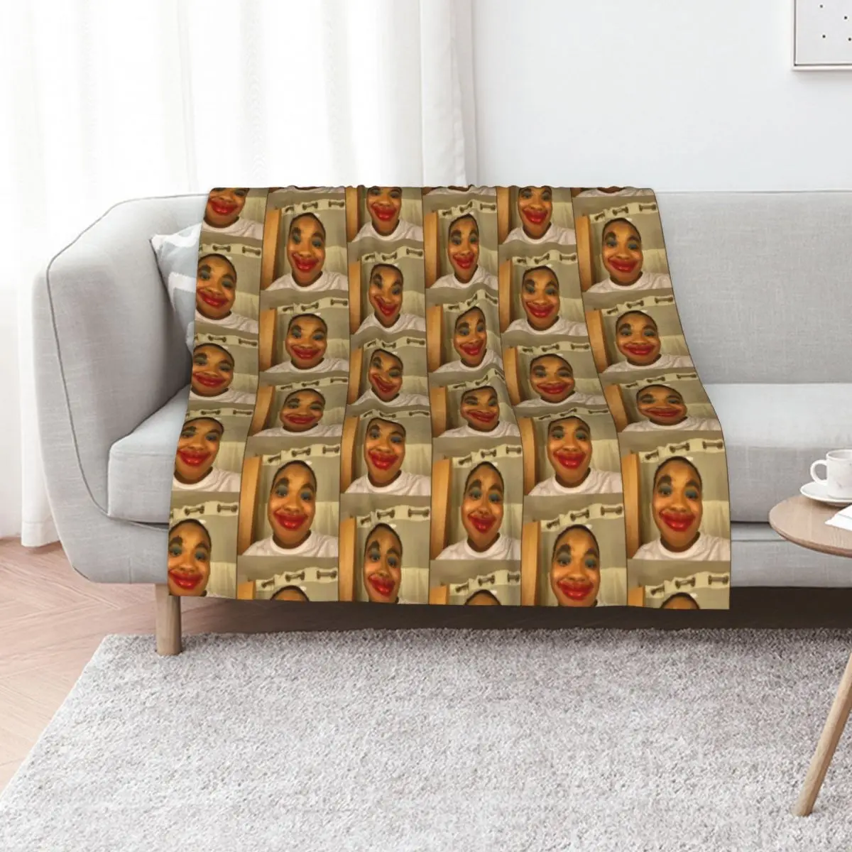 Lovely Peaches Clown Face Throw Blanket Heavy Sofa Quilt Luxury St Beautifuls Custom for babies Blankets