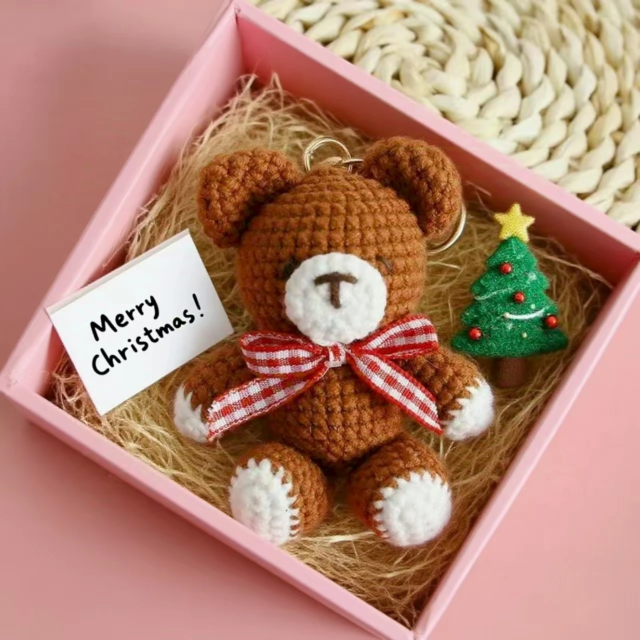 

Милый маленький медвежонок серии вязаный крючком брелок ручной работы вязаный маленький медвежонок кукла брелоки Kawaii маленький медвежонок брелки для подарков 2025