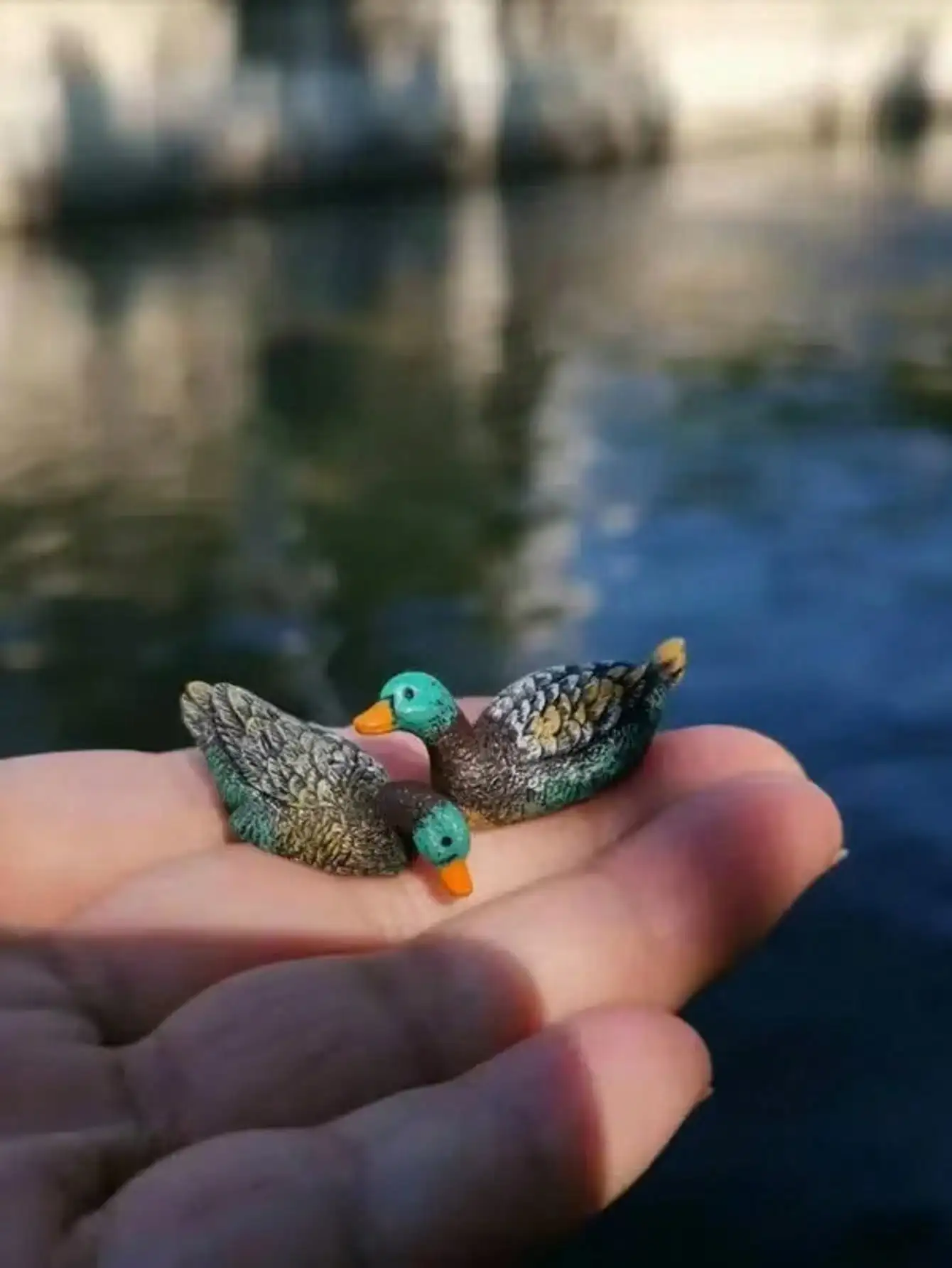 2Pcs mini Simulation Wild Duck Dolls, Duck Models, Resin Micro-Landscape Ornaments, Fairy Tale Garden Aquarium, Scene Decoration