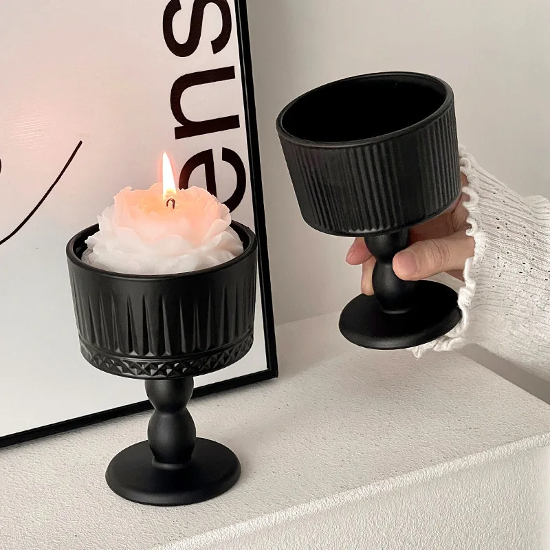 French Retro Black frosted candle holder Home High-end Aromatherapy Candle Glass Base Atmosphere Decorative Ornaments