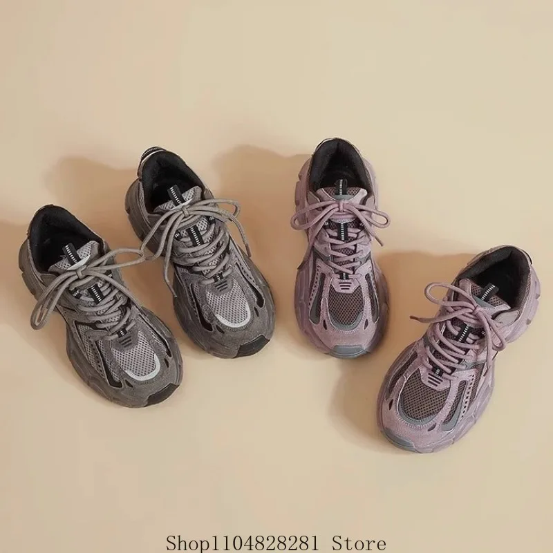 أحذية نسائية ناعمة من الأسفل للأب باللون الأسود للخريف والشتاء رياضية نسائية جديدة غير رسمية بجزء سفلي سميك تزيد من الجري الدافئ