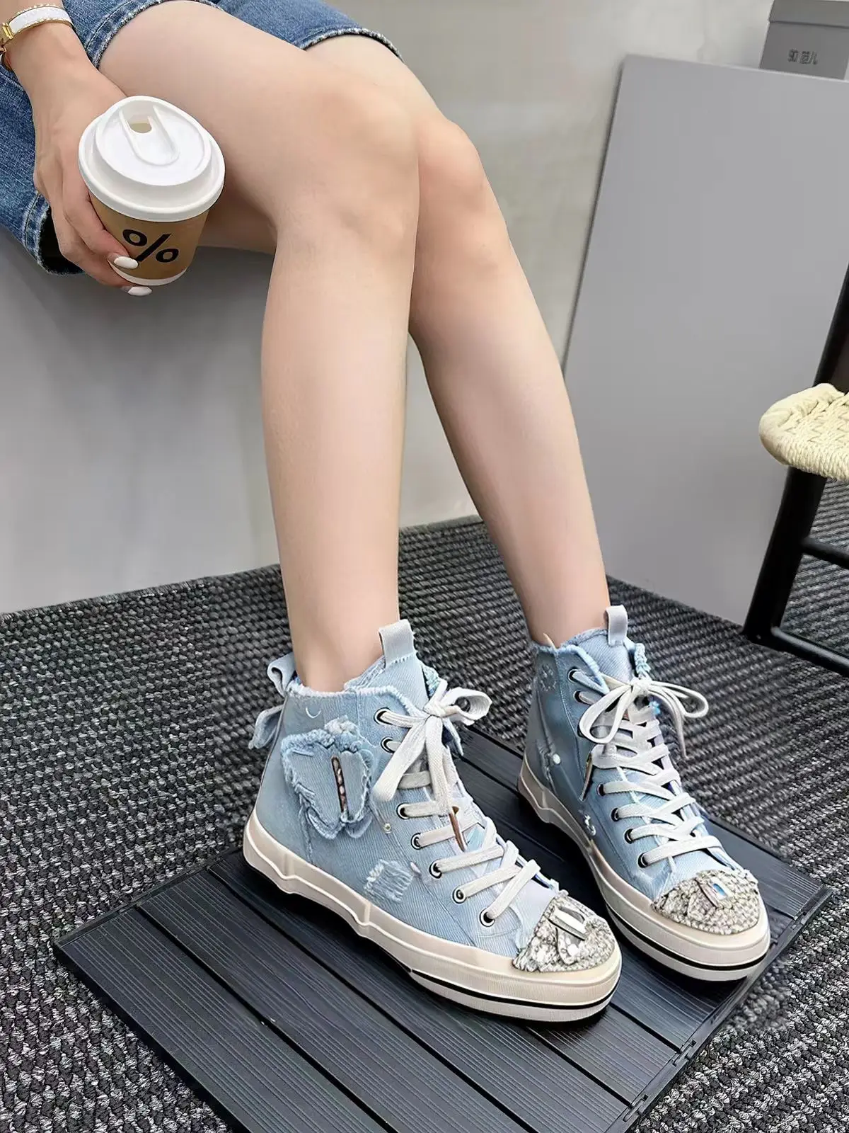 Handmade custom high-top distressed rhinestone canvas shoes, large size, comfortable sporty women's shoes, size 35-39