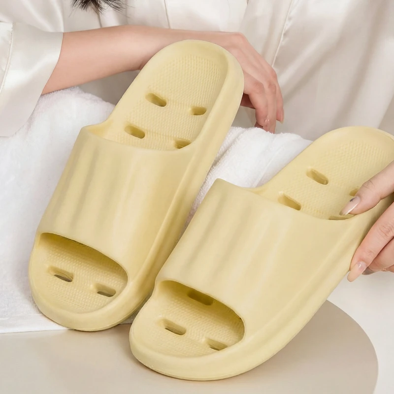 

Легкие домашние тапочки для душа для женщин и мужчин, летние шлепанцы из мягкого ЭВА с вырезами, для дома и отеля