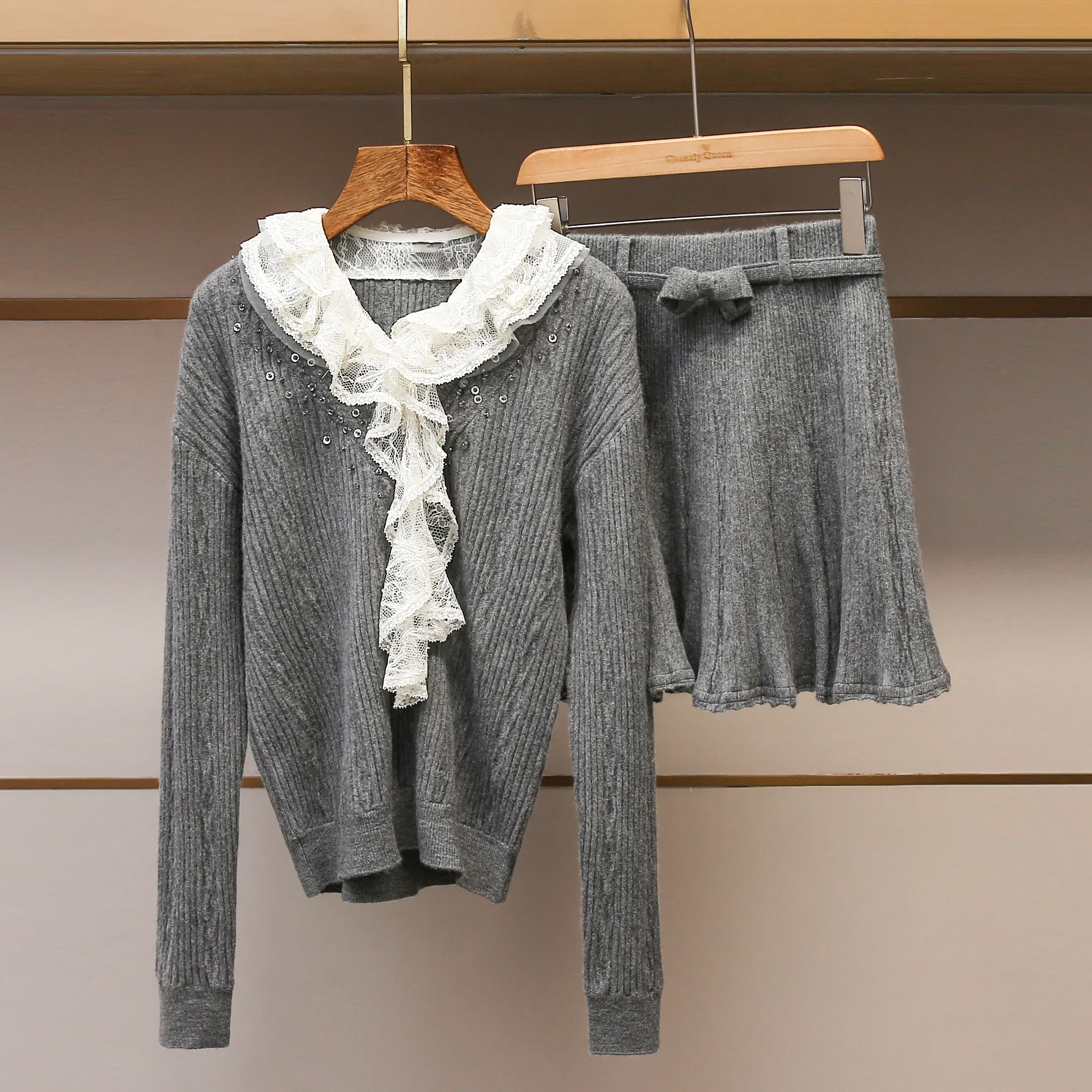 

High-End Women's Knitted Long Sve Overhead Patchwork ey French Sle Soft Knot Regular Fit Autumn New Arrival