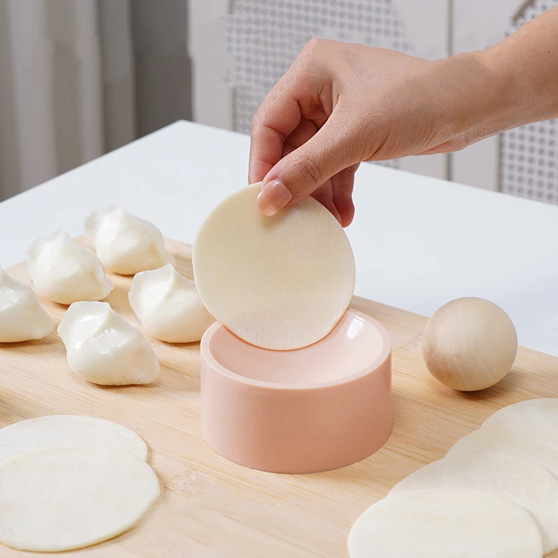 Dumpling Maker Press Round Mold For Dumpling Pie Rolling Tool Quick Noodle Wrapper Baking Kitchen Gadgets Handheld Dough Presser - view 3
