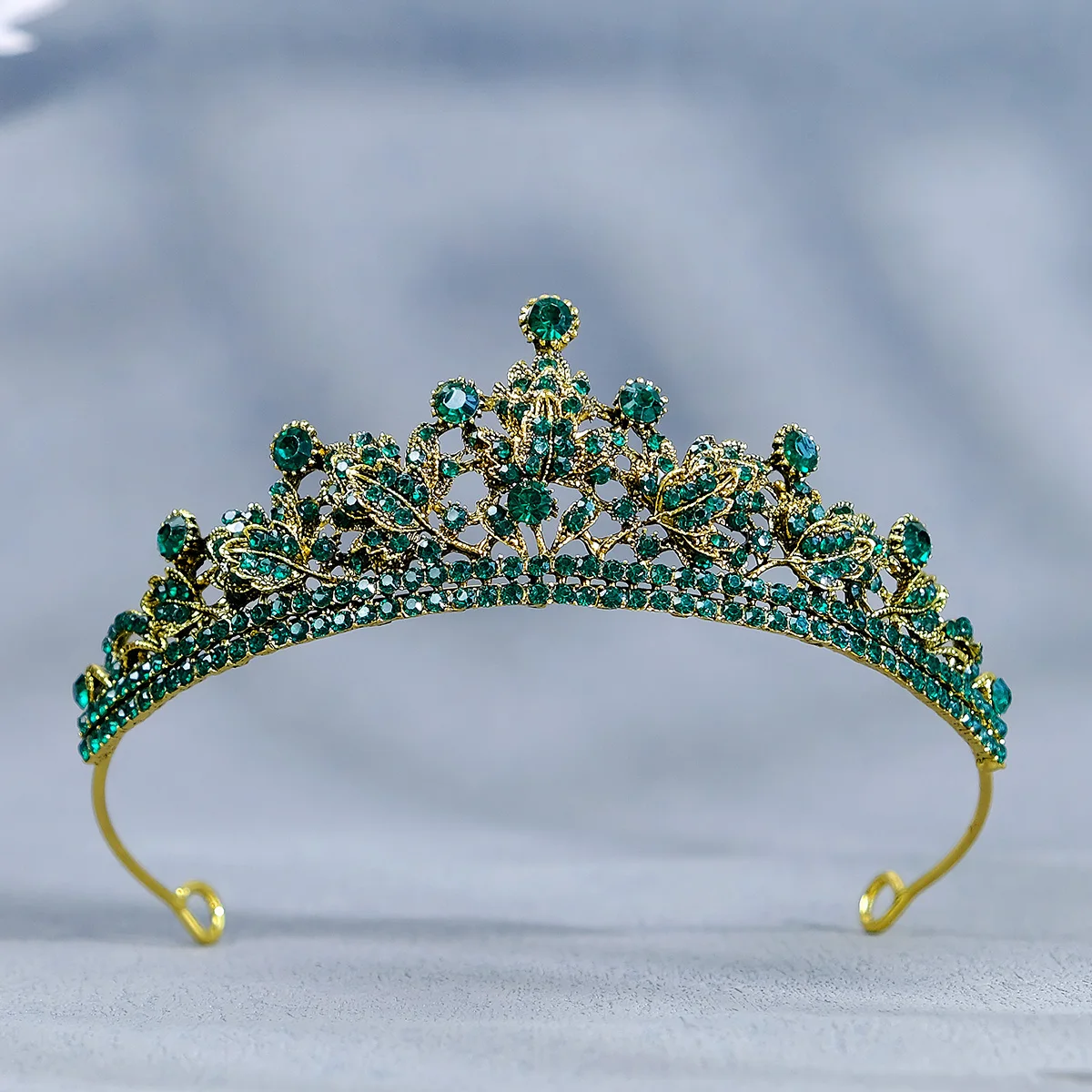 

Green Vintage-Style Exquisite Crown Sparkling Rhinestone Leaf-Shaped Tiara Headpiece Bridal Hair Accessories Party Jewelry