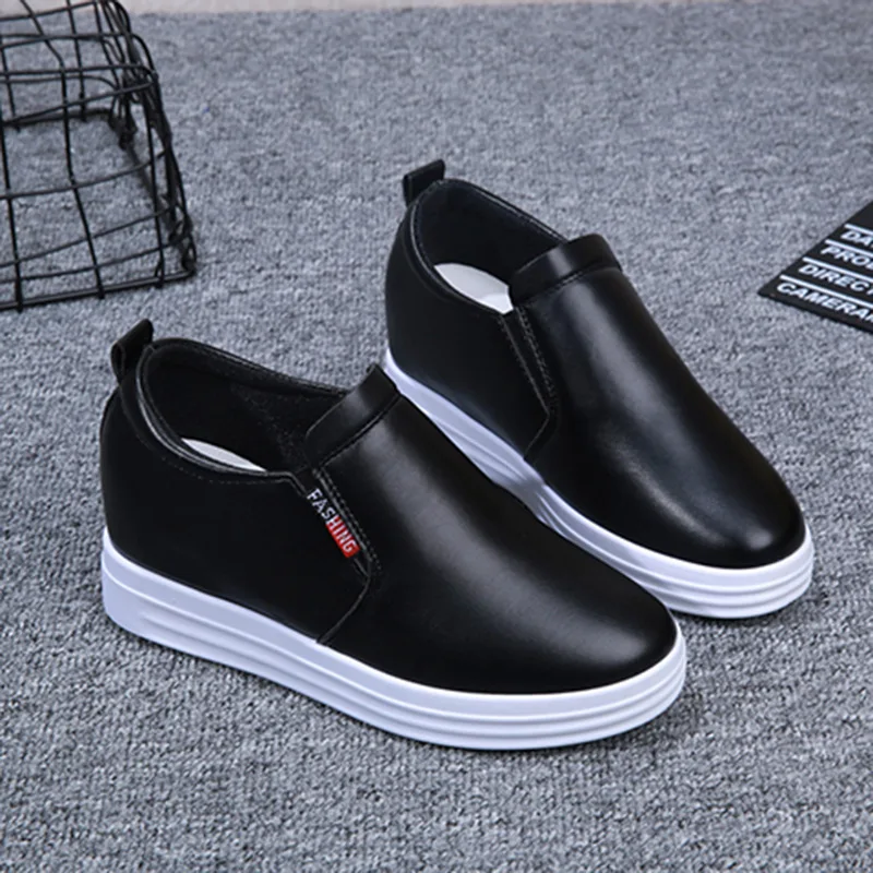 

Women's Soft Leather Slip-On Flat Bottom Anti-Slip Student Shoes Increased Height Inner Design Spring Autumn Pure Color