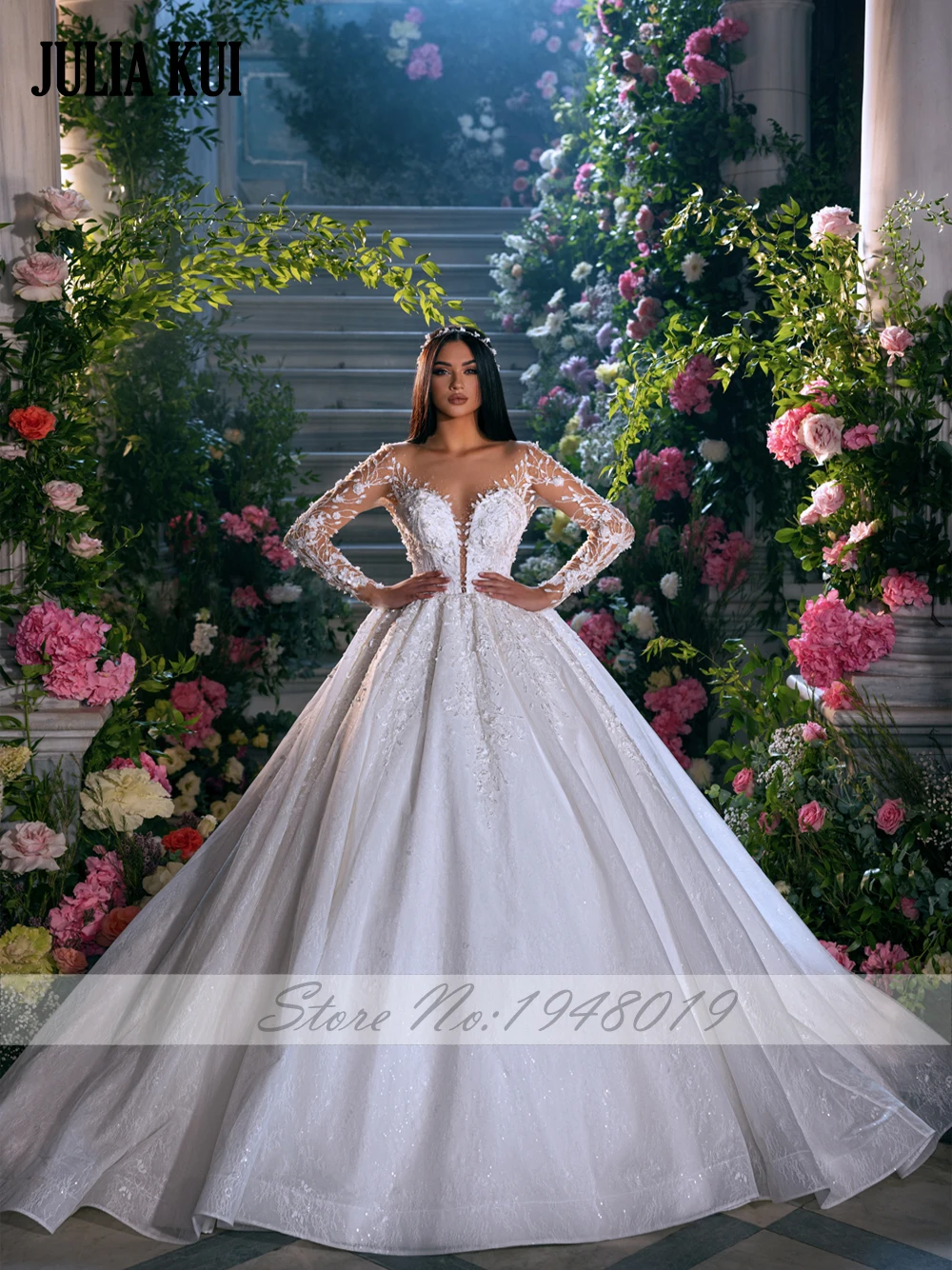 Julia Kui Custom Made Chic Lace Full Sleeves Ball Gown Wedding Dresses Beading Pearls Appliques Sweetheart Bridal Skits