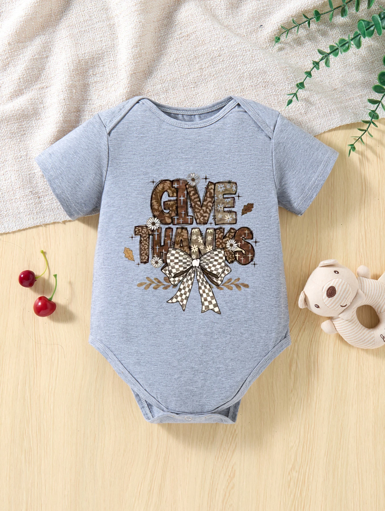 

​Children's Kids Cotton Short Sleeve Bodysuit GIVE THANKS Text with Plaid Bow Tie and Floral Design for Infant Boys and Girls