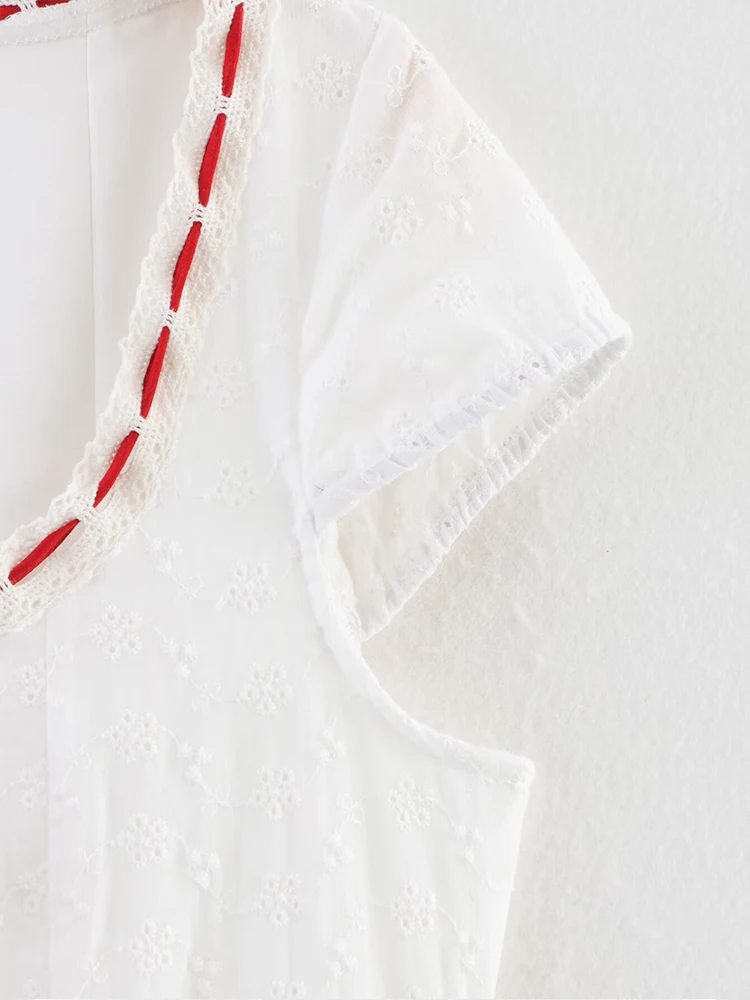 Sommer-Damenbekleidung im europäischen und amerikanischen Stil, neuer Stil, französische Mode, Temperament, Stickerei, Spitze, Spleißkleid