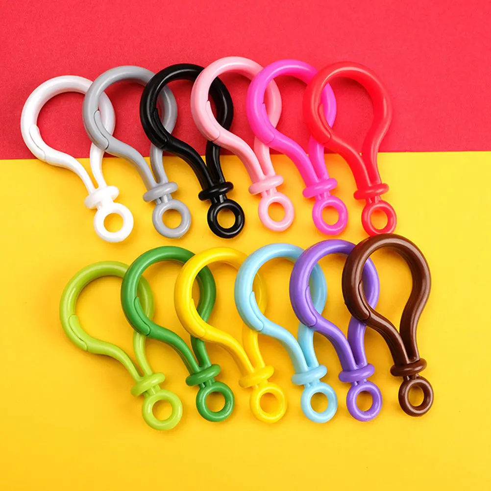 100Pcs Acrylic Assorted Color Keychain Hook Clip For Keychain Collector Christmas Stocking Stuffers Clasps