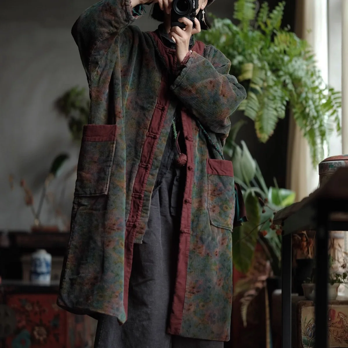 Feminino vintage-lavado veludo montagem jaqueta solta chinês acolchoado quente na altura do joelho casaco de algodão sapo-botão outwear inverno