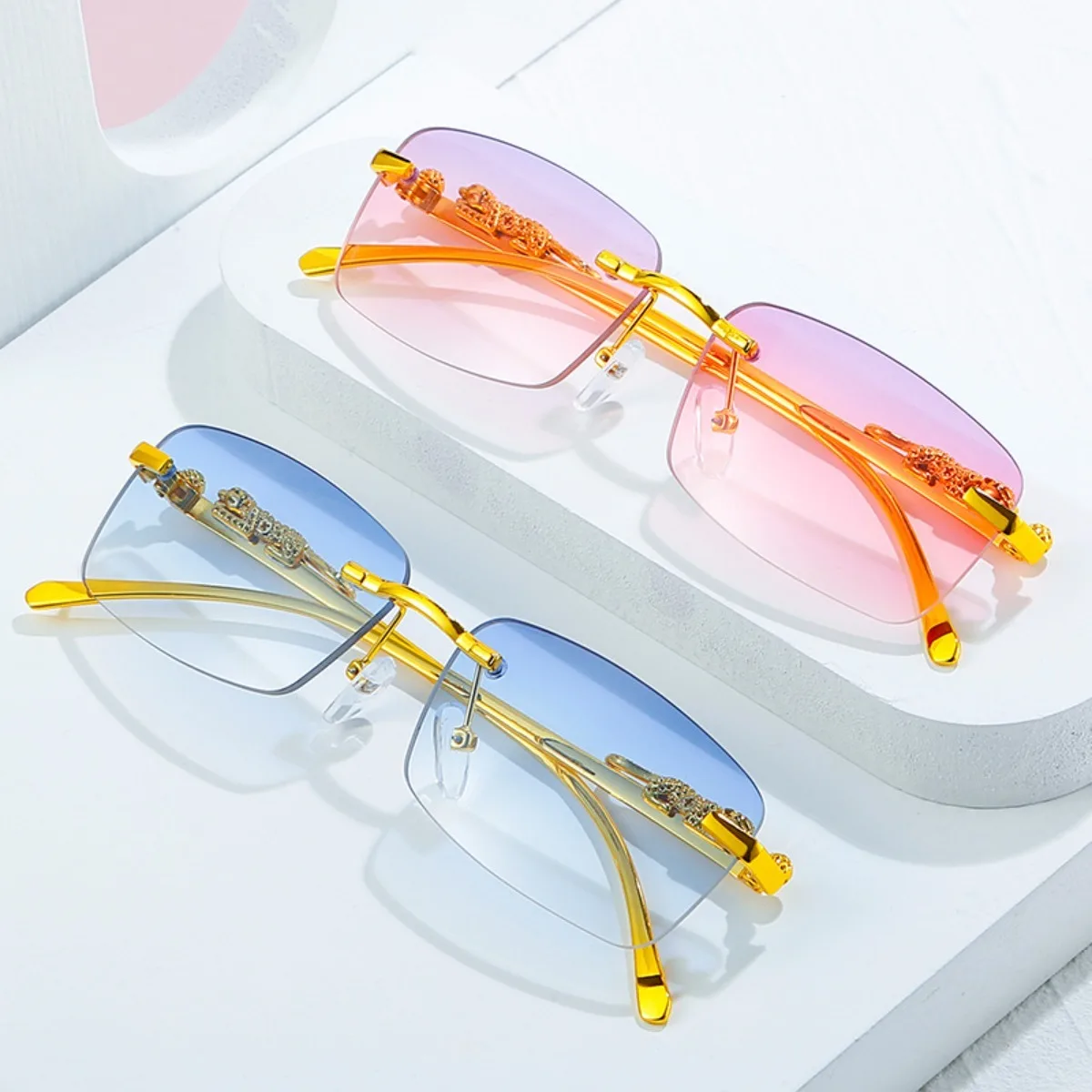 

New Frameless Square Sunglasses Fashion Personalized Leopard Sun Glasses Women Fashionable Eyewear Outdoor Travel Gafas de sol