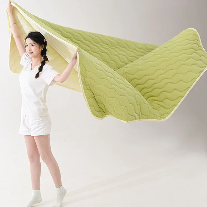 Double Sided Cooling Blanket for Summer Lightweight Air Conditioning Comforter Queen Breathable Thin Blanket Cool Summer Quilt