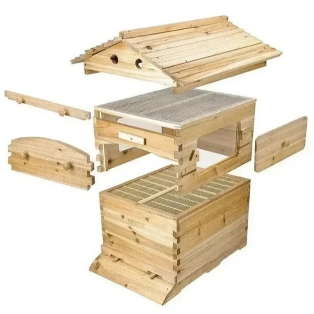 Automatic honeycomb beekeeping tool with water-bathed maple syrup, self-flowing honey extractor, hive, and beekeeping equipment