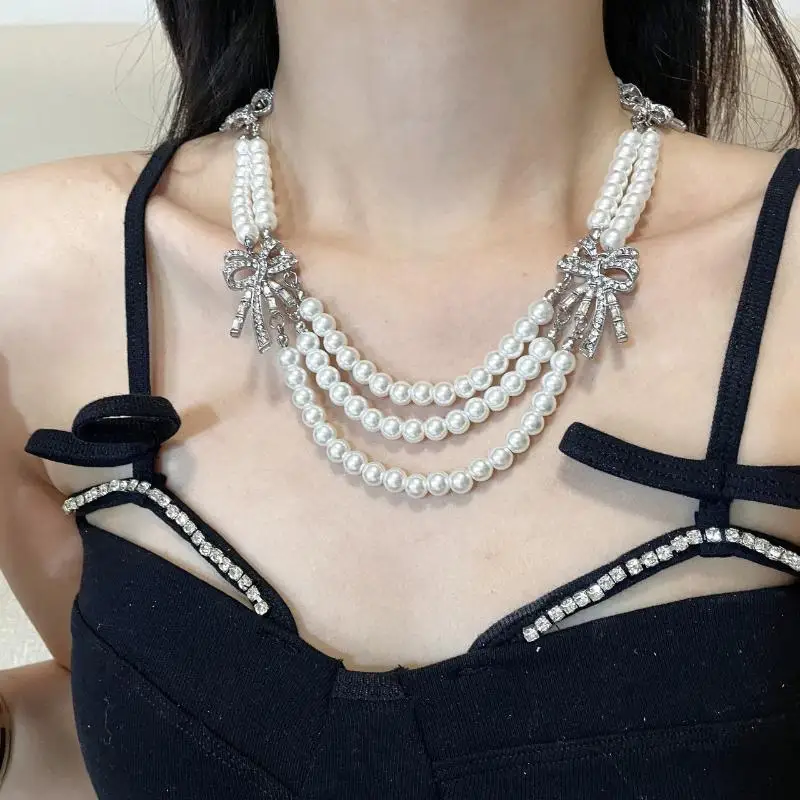 مجموعة قلادة وأقراط من اللؤلؤ الأنيق مع عقدة فراشة على الطراز الفرنسي القديم متعدد الطبقات على شكل سلسلة الترقوة #3