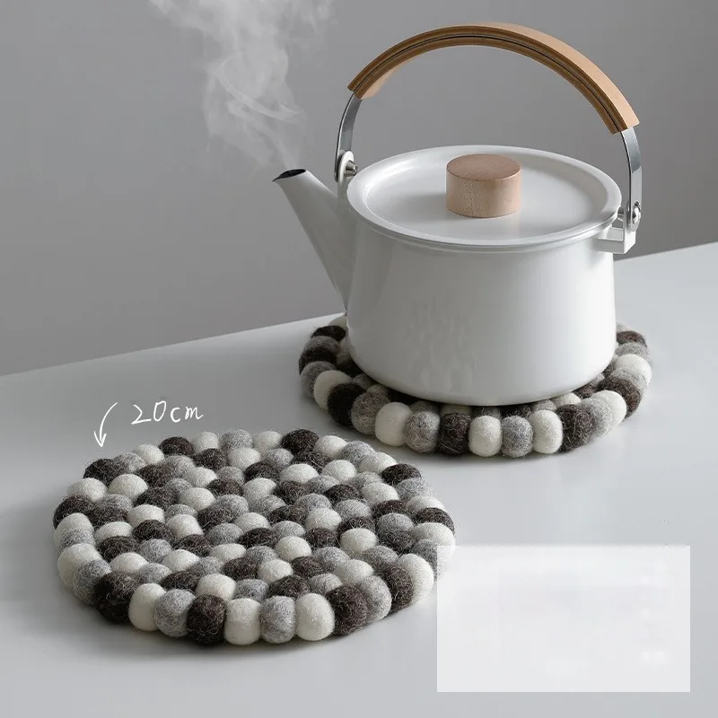 20cm Wool Felt Coaster Round Handmade Placemats Tableware Mat Heat Resistant Pot Pad Kitchen Utensil Home Decor Cup Mat ZG21