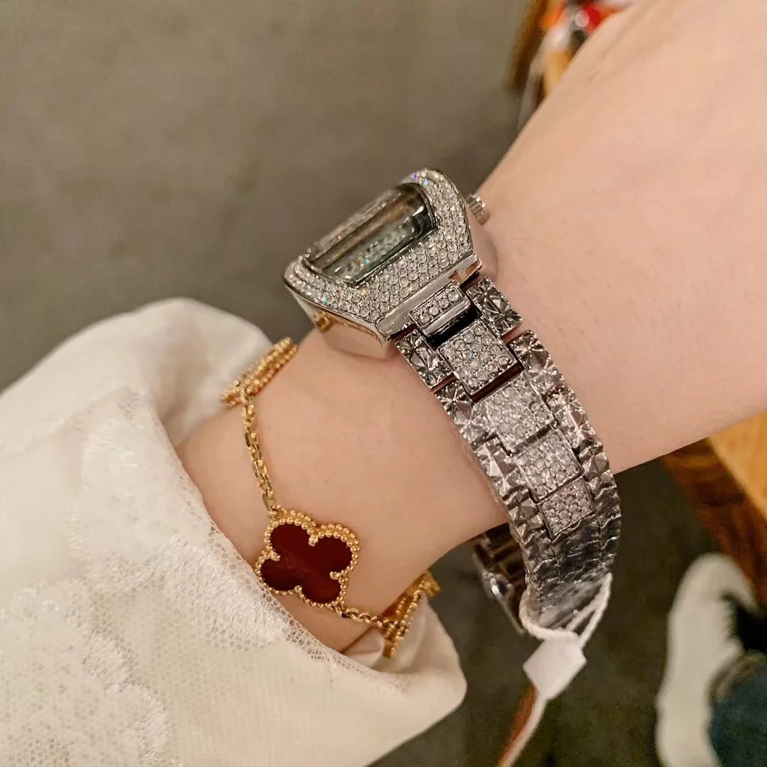 2023 Newest Antique Tonneau-shaped Women Bracelets Watches Sparkly Zircons Crystals Watches Fashion Lady Quartz Wrist watch 3ATM