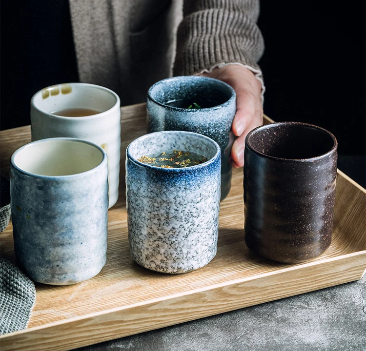 شاي قهوة سيراميك عالي الطراز بدون مقبض أدوات للشرب في المطاعم اليابانية أكواب شاي مائية متعددة الألوان كوب مخصص
