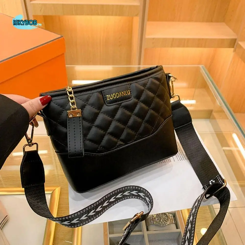 

Portable Pu Leather Rhombic Lattice Shoulder Bag Letter Rhombus Crossbody Bag Lattice Handbag Underarm Bag Outdoor